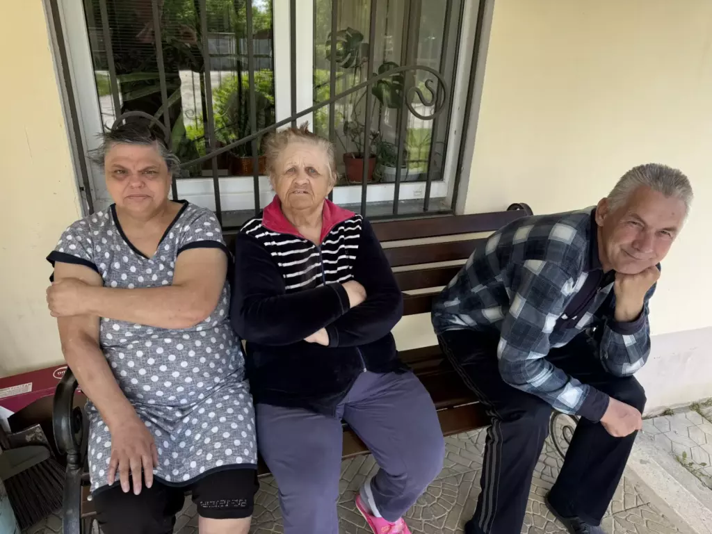 Читаем стихи на свежем воздухе